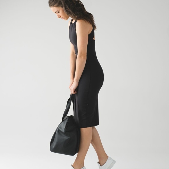 Lululemon Picnic Play Dress Black - Size 6 - Picture 4 of 7